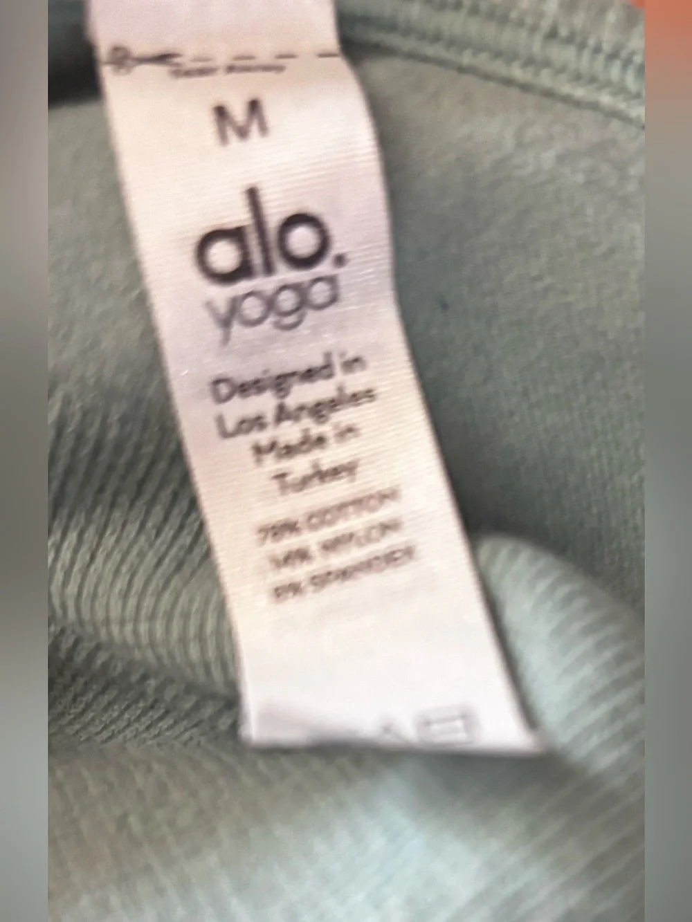 ALO YOGA Define Luxe V Neck Bra size M Sage Green Gym Run Workout